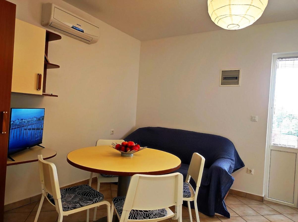 Apartment Rose 크르크 외부 사진