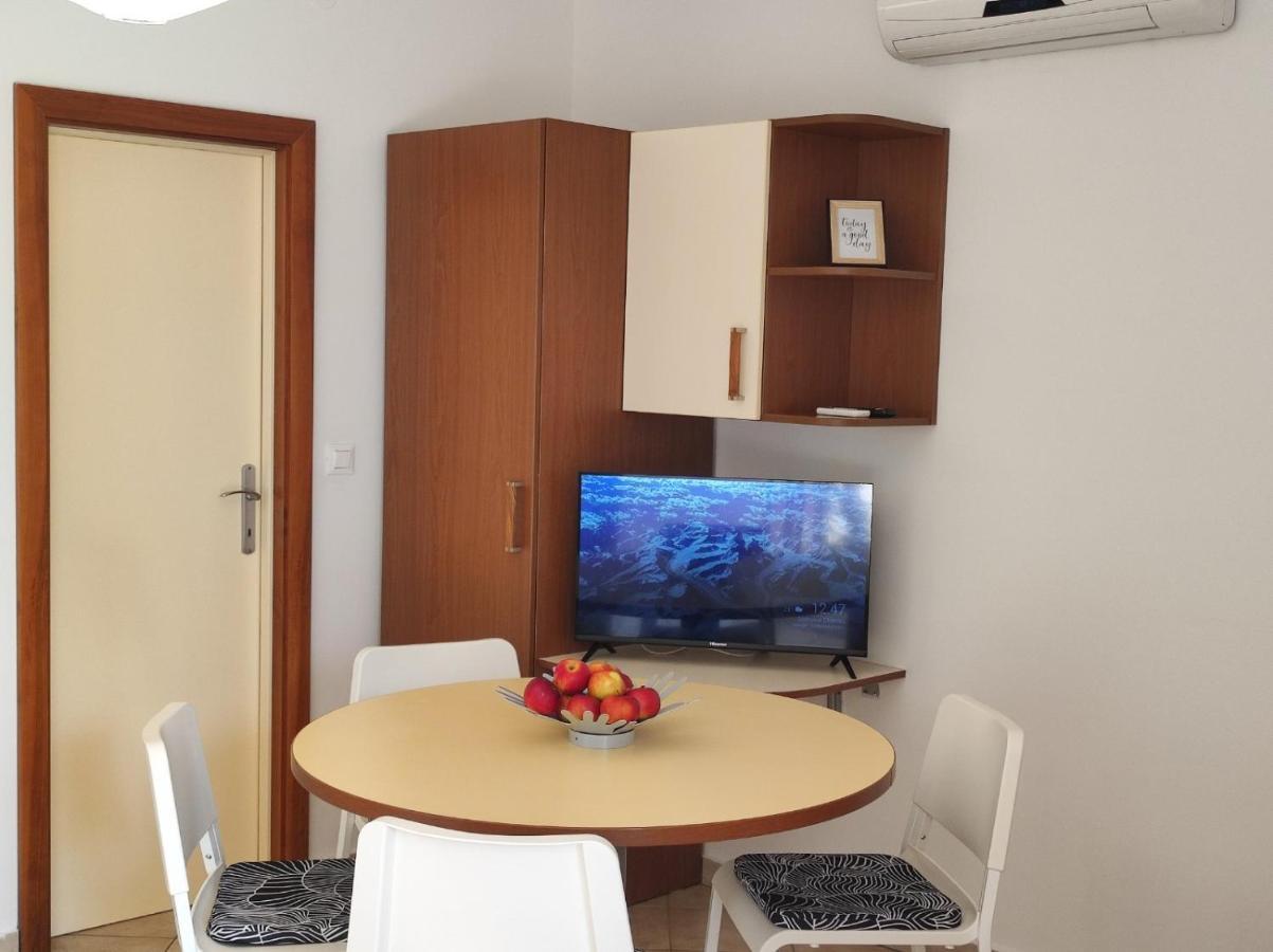 Apartment Rose 크르크 외부 사진